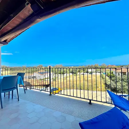 Dreamy Seaside בארי סארדו